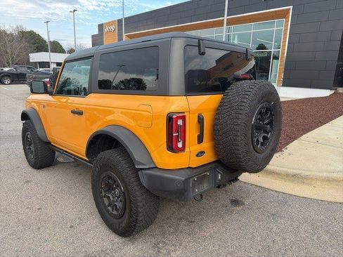 Used 2022 Ford Bronco Wildtrak image 3