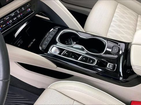 Certified 2023 Buick Envision Avenir AWD/4WD image 16