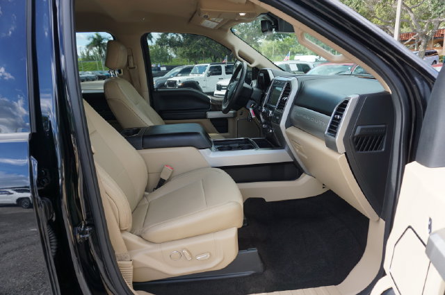 Certified 2018 Ford F250 Lariat w/ Tow Technology Bundle RWD image 3