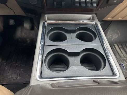 Used 2016 Ford F350 Lariat w/ Chrome Package image 16