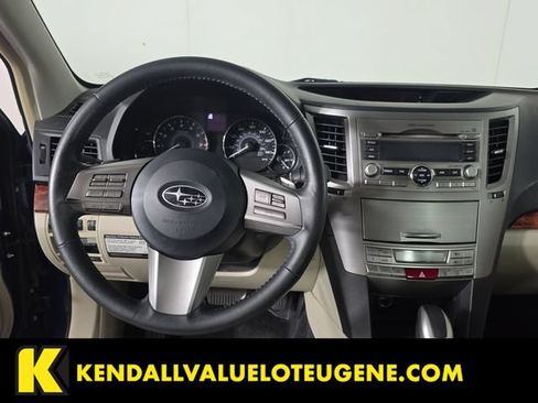 Used 2010 Subaru Legacy 2.5i Limited AWD/4WD image 9