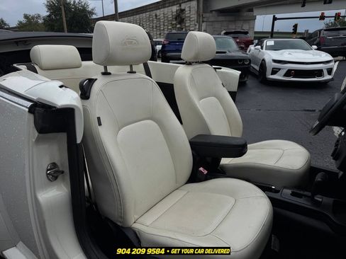 Used 2007 Volkswagen Beetle Triple White Edition FWD image 16