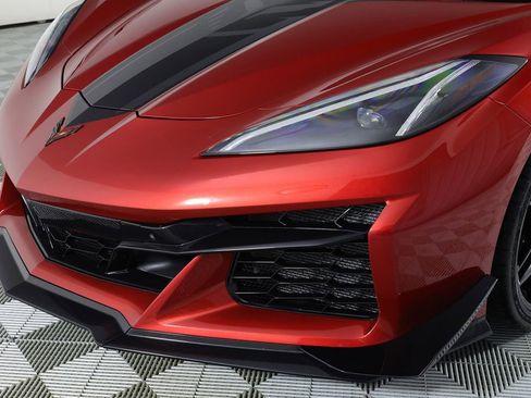 Used 2025 Chevrolet Corvette Z06 RWD image 42