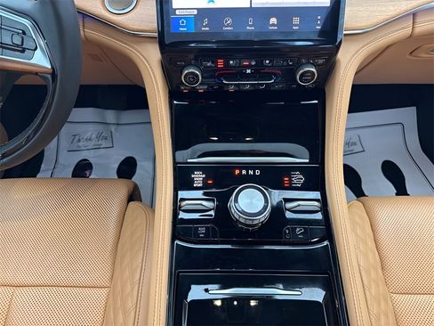 Used 2024 Jeep Grand Cherokee L Summit image 16