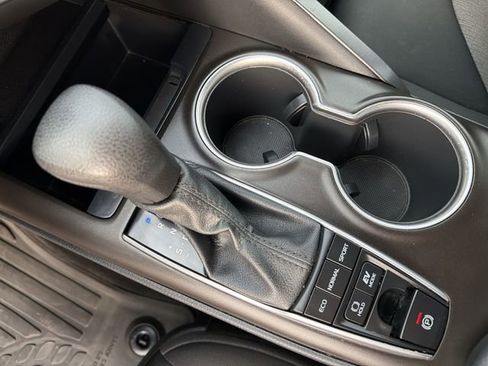 Certified 2022 Toyota Camry LE FWD image 23