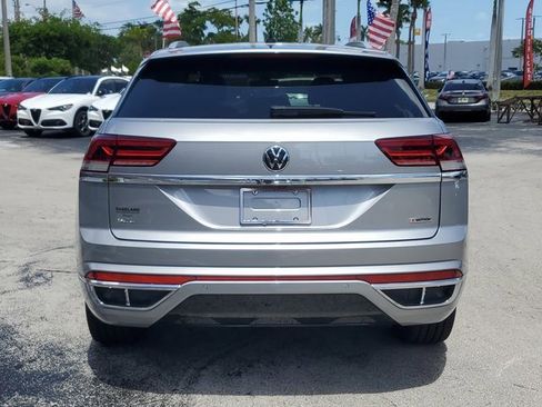 Used 2022 Volkswagen Atlas Cross Sport SEL R-Line AWD/4WD image 6