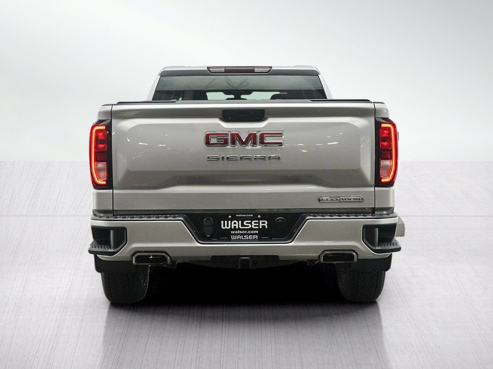 Used 2019 GMC Sierra 1500 Elevation w/ Elevation Value Package AWD/4WD image 4