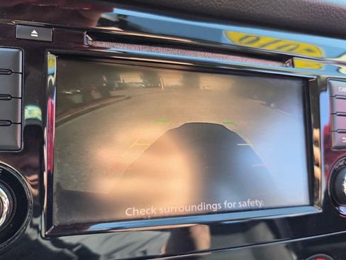 Used 2019 Nissan Rogue Sport S image 22