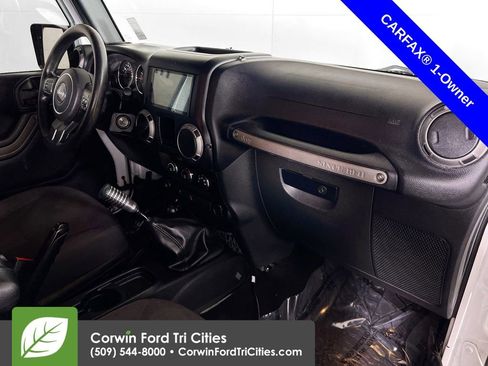 Used 2016 Jeep Wrangler Unlimited Sport w/ Max Tow Package AWD/4WD image 24