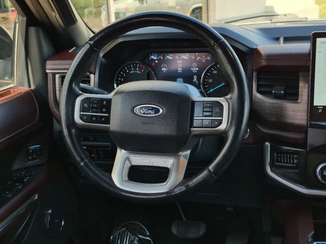 Used 2024 Ford Expedition Limited RWD image 20