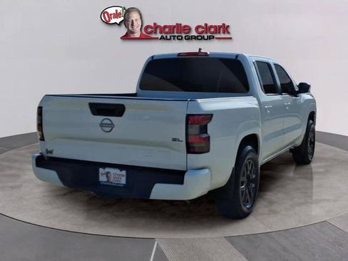 Certified 2024 Nissan Frontier SL RWD image 7