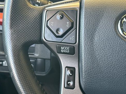 Certified 2018 Toyota Tacoma TRD Sport w/ Technology Package image 27