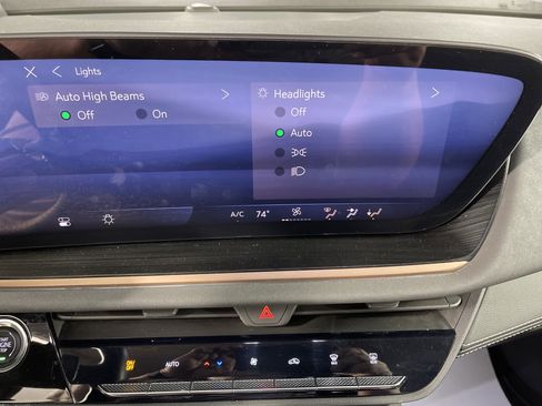 Used 2025 Buick Envision Sport Touring image 20