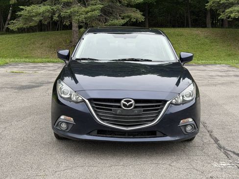 Used 2015 MAZDA MAZDA3 i Touring w/ Technology Package FWD image 1