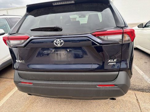 Used 2025 Toyota RAV4 XLE image 7