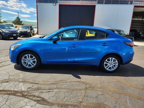 Used 2018 Toyota Yaris iA FWD image 8
