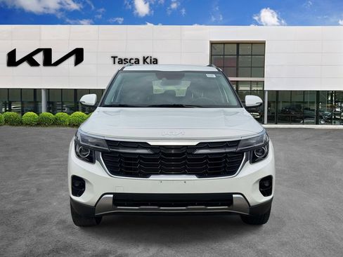 Used 2024 Kia Seltos S AWD/4WD image 2