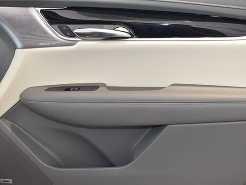Certified 2024 Cadillac XT6 Premium Luxury w/ LPO, Floor Liner Package AWD/4WD image 11
