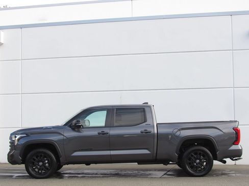 Used 2026 Toyota Tundra Limited w/ Limited PVM Package AWD/4WD image 4