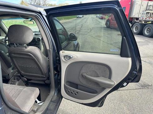 Used 2001 Chrysler PT Cruiser FWD image 27
