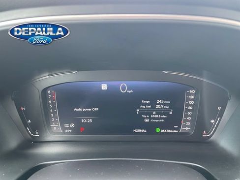 Used 2023 Honda Pilot Elite image 2