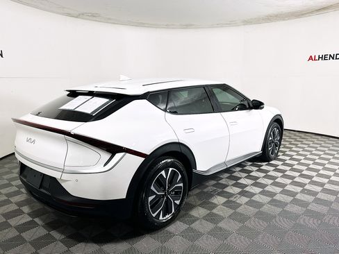 Used 2024 Kia EV6 Light image 3