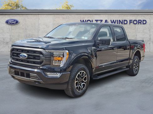 Used 2022 Ford F150 XLT w/ Equipment Group 302A High AWD/4WD image 3