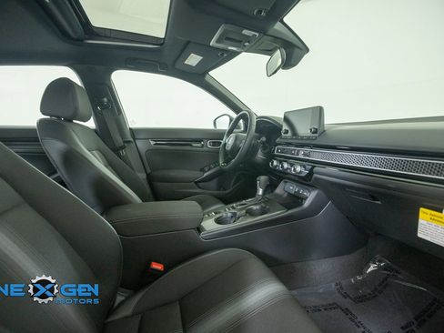 Used 2026 Honda Civic Sport image 39