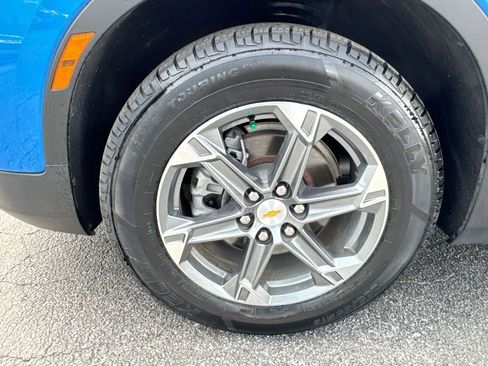 Used 2024 Chevrolet Blazer LT w/ Driver Confidence Package image 12