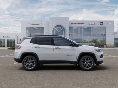 New 2026 Jeep Compass Limited image 21