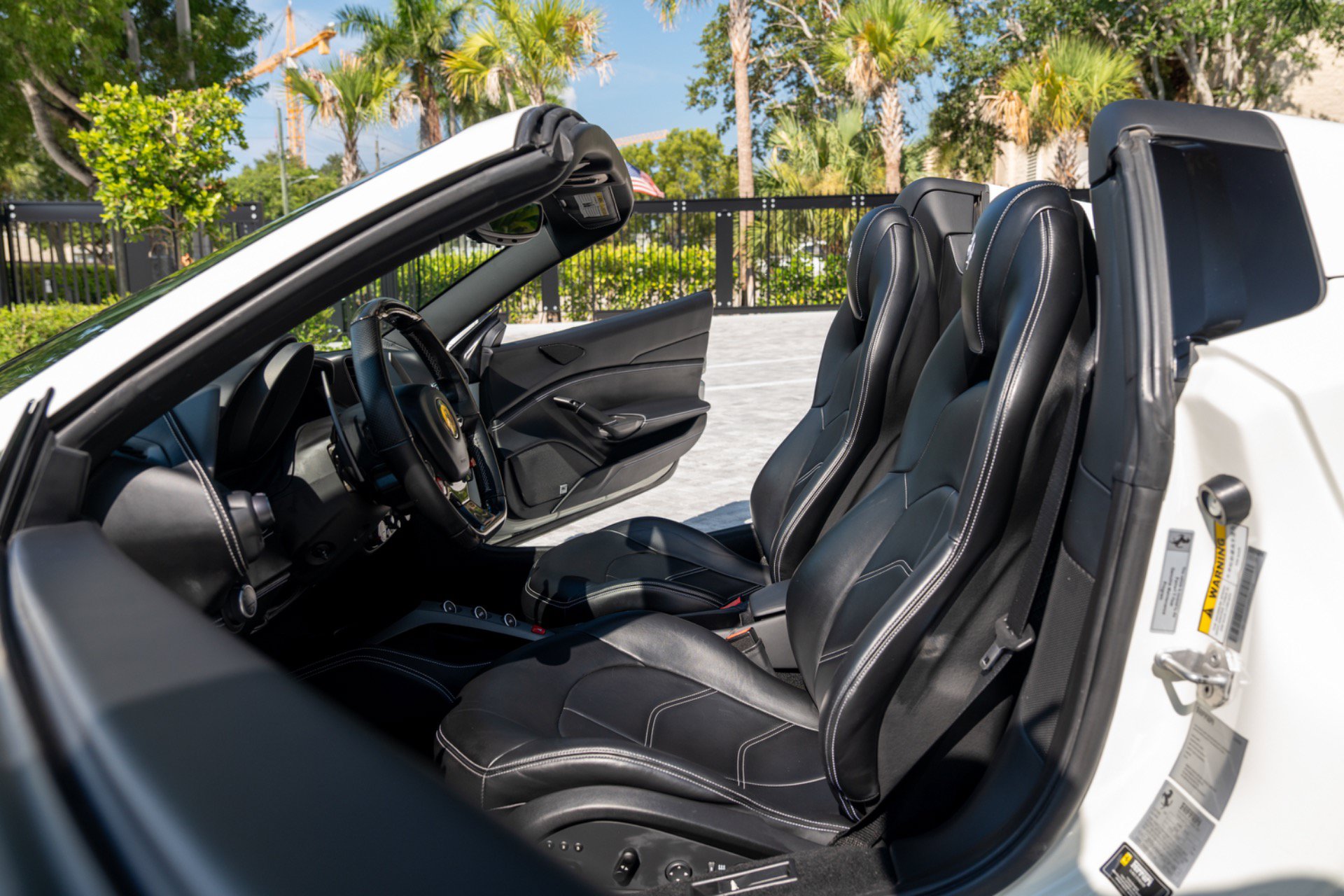 Used 2019 Ferrari 488 Spider RWD image 17
