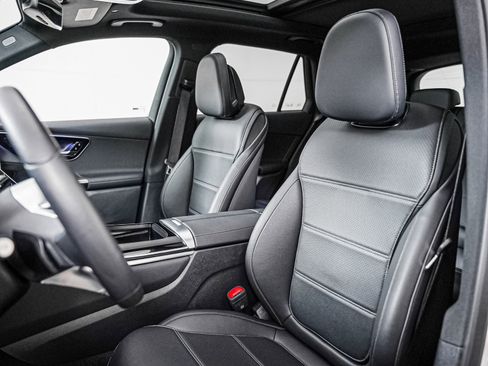 Certified 2026 Mercedes-Benz GLC 300 4MATIC image 12