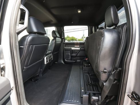 Used 2022 Ford F250 Lariat w/ Lariat Ultimate Package AWD/4WD image 34