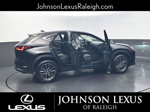 Used 2024 Lexus NX 250 FWD image 32