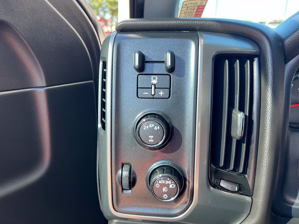Used 2018 Chevrolet Silverado 2500 LT w/ All Star Edition AWD/4WD image 41