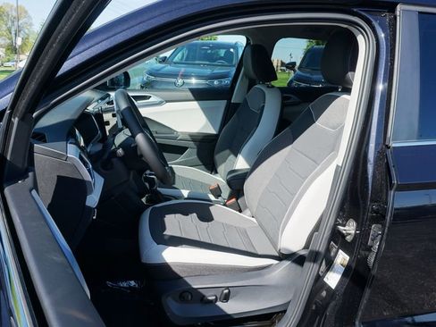 New 2026 Volkswagen Taos SE AWD/4WD image 7