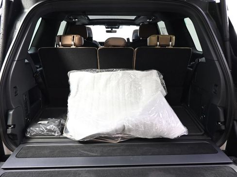 New 2026 Lincoln Navigator Black Label AWD/4WD image 19
