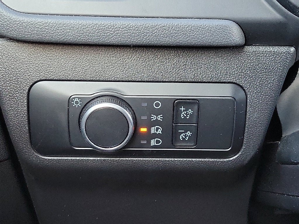 Used 2025 Ford Escape ST-Line FWD image 14
