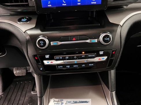 Used 2020 Ford Explorer XLT w/ Comfort Package RWD image 42