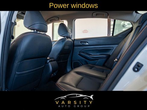 Used 2019 Nissan Altima 2.5 SR image 12