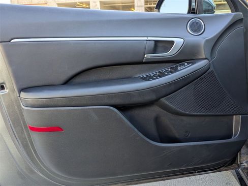 Used 2025 Hyundai Sonata SEL image 11