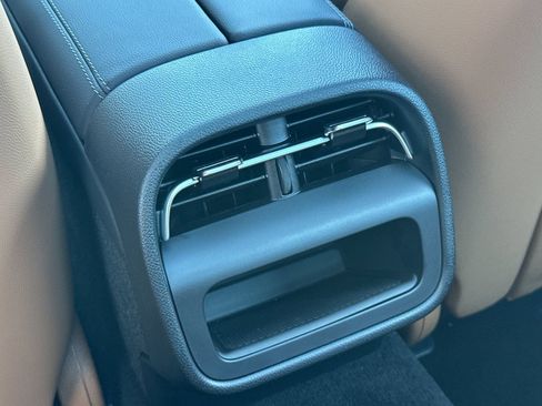 New 2025 Mercedes-Benz E 350 Sedan image 13