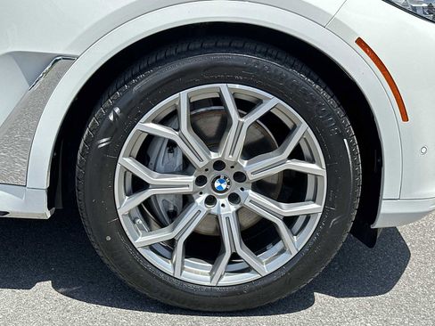 Used 2019 BMW X7 xDrive40i w/ Cold Weather Package AWD/4WD image 6