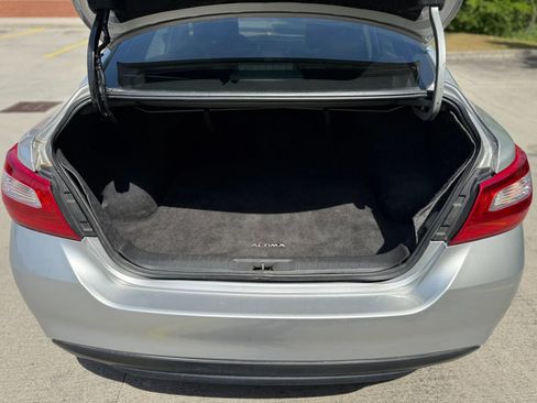 Used 2016 Nissan Altima 2.5 S w/ Power Driver Seat Package image 10