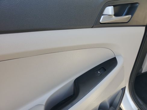 Used 2018 Hyundai Tucson SEL AWD/4WD image 11