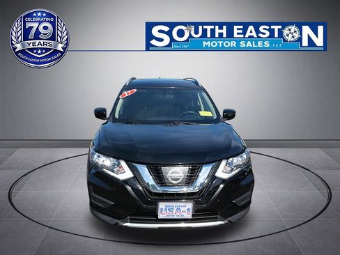 Used 2017 Nissan Rogue S w/ Appearance Package AWD/4WD image 3