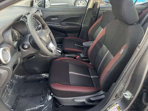 New 2025 Nissan Versa SR w/ Trunk Package image 13