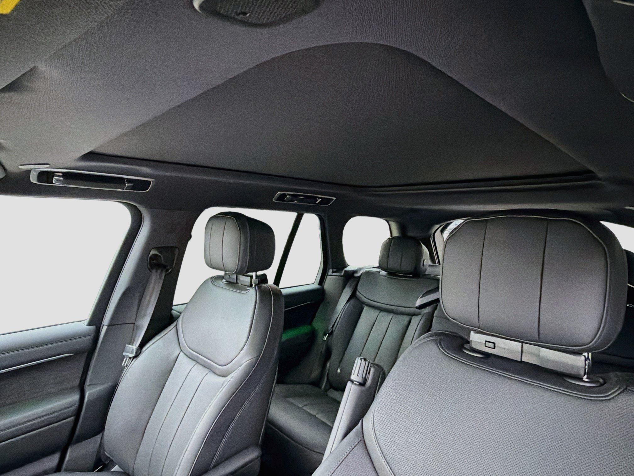 New 2027 Land Rover Range Rover SE AWD/4WD image 27