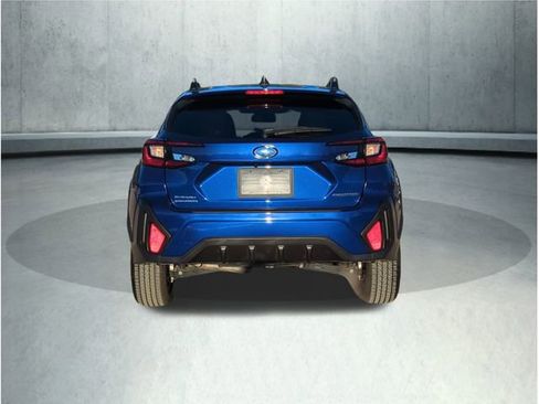 Used 2025 Subaru Crosstrek 2.0i Premium image 4