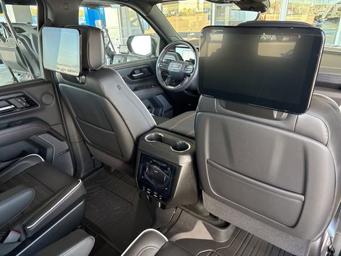 New 2026 GMC Yukon XL AT4 Ultimate w/ LPO, Floor Liner Package image 20